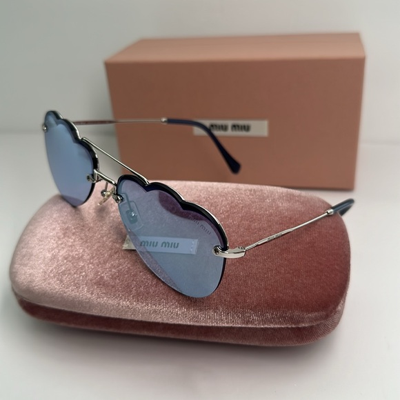💯- New Authentic MIU MIU MU56U irregular-frame sunglasses - Picture 7 of 12